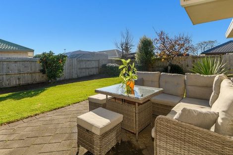 Photo of property in 6 Poinsettia Place, Mount Maunganui, 3116