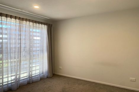 Photo of property in 115 Waekahu Road, Westgate, 0814