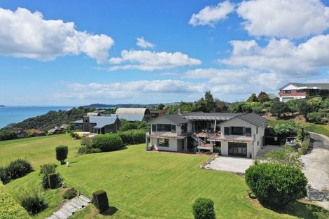 Photo of property in 16 Kotare Place, Sandspit, Warkworth, 0982