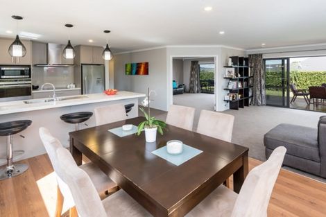 Photo of property in 8 William Andrew Road, Pukekohe, 2120