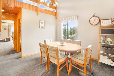 Photo of property in 22 Chedworth Avenue, Chedworth, Hamilton, 3210