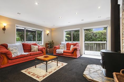 Photo of property in 50 Turanga Road, Henderson Valley, Auckland, 0612