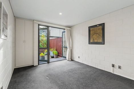 Photo of property in 2/868 Colombo Street, Christchurch Central, Christchurch, 8013