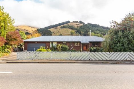 Photo of property in 4217 Christchurch Akaroa Road, Little River, 7591