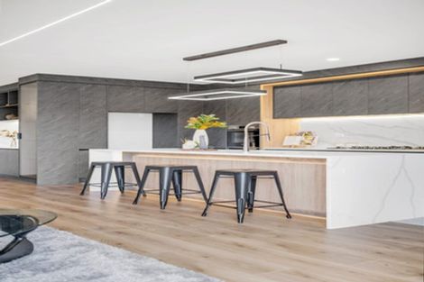 Photo of property in 24 Ballyalton Crescent, Flat Bush, 2019