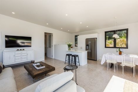 Photo of property in 114 Muri Road, Pukerua Bay, 5026