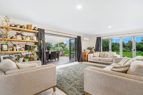 Photo of property in 9 Riverside Way, Amberley, 7410