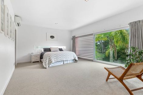 Photo of property in 160 Schnapper Rock Road, Schnapper Rock, Auckland, 0632