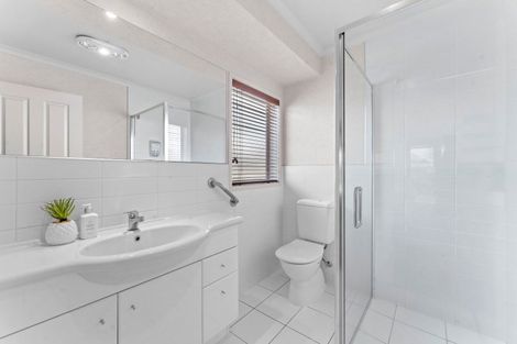 Photo of property in 73 Oriental Parade, Papamoa Beach, Papamoa, 3118