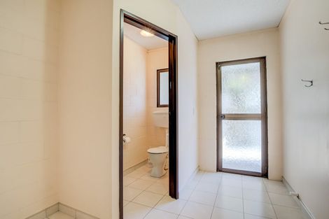 Photo of property in 21 Madill Road, St Andrews, Hamilton, 3200