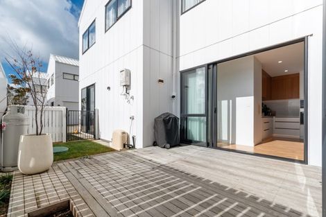 Photo of property in 4 Green Bamboo Road, Hobsonville, Auckland, 0616