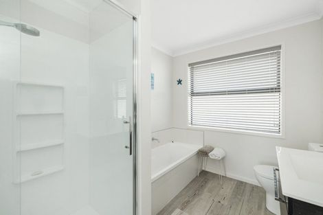 Photo of property in 3 Pip Way, Omokoroa, 3114