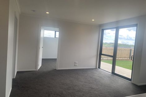 Photo of property in 8/3 North Ridge Drive, Rototuna North, Hamilton, 3281