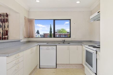 Photo of property in 1/24 Fourth Avenue, Tauranga, 3110
