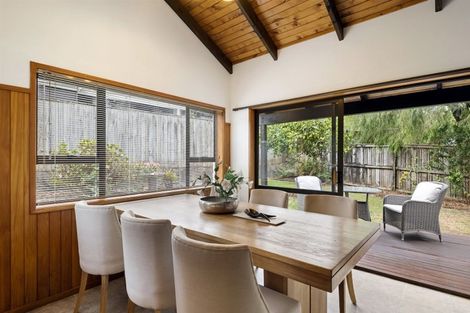 Photo of property in 5 Totara Grove, Hillcrest, Auckland, 0627