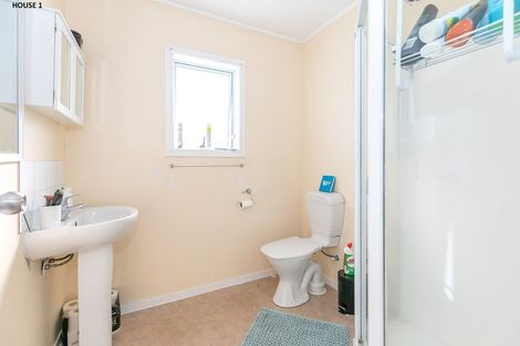 Photo of property in 1 Helena Road, Hillcrest, Hamilton, 3216