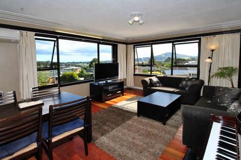 Photo of property in 13 Matthew Street, Abbotsford, Dunedin, 9018