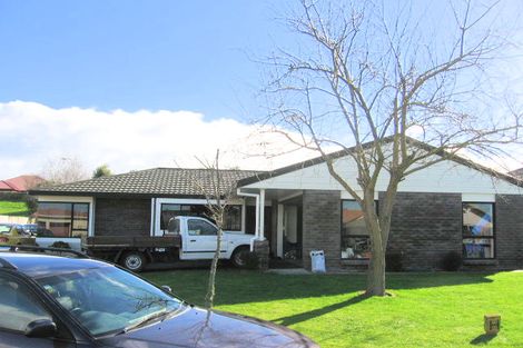 Photo of property in 14 Moverley Place, Pukete, Hamilton, 3200