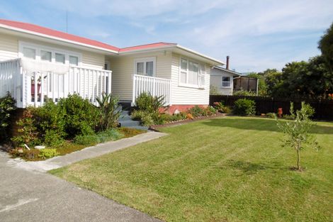 Photo of property in 4/37 Mcleod Road, Weymouth, Auckland, 2103
