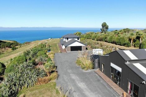 Photo of property in 47 Tunnel Beach Road, Blackhead, Dunedin, 9076