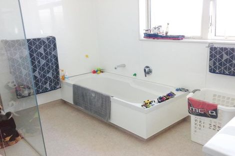 Photo of property in 9 Jules Crescent, Bell Block, New Plymouth, 4312