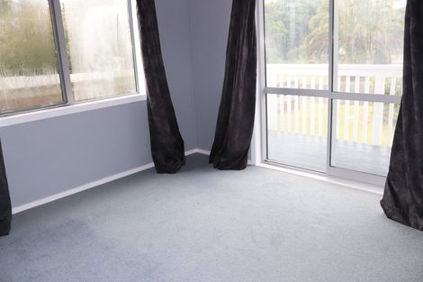 Photo of property in 7a Litchfield Place, Clarks Beach, 2122