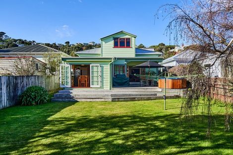 Photo of property in 126 Clyde Street, Island Bay, Wellington, 6023