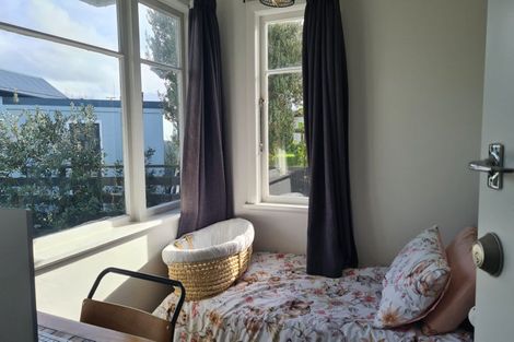 Photo of property in 45 Cologne Street, Martinborough, 5711