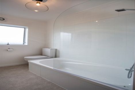 Photo of property in 6/5 Glen Road, Browns Bay, Auckland, 0630