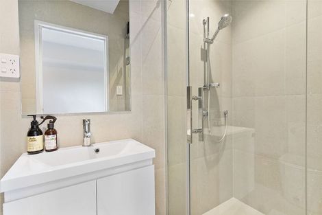 Photo of property in 22 Parenga Lane, Kumeu, 0810