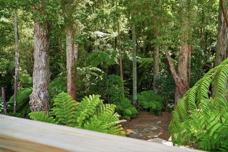 Photo of property in 90b Eskdale Road, Birkdale, Auckland, 0626