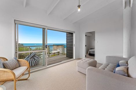 Photo of property in 43 Cumberland Street, Leigh, 0985