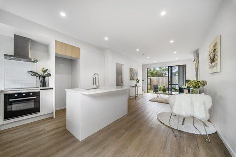 Photo of property in 40 Clay Works Lane, New Lynn, 0600