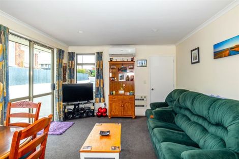 Photo of property in 2/92 Arthur Street, Seaview, Timaru, 7910