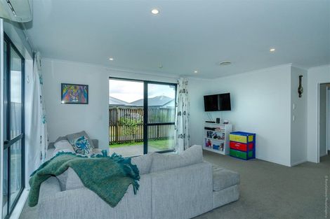 Photo of property in 17 Eric Melrose Lane, Halswell, Christchurch, 8025