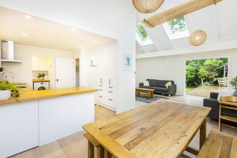 Photo of property in 23a Heretaunga Square, Silverstream, Upper Hutt, 5019