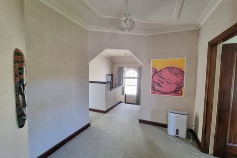 Photo of property in 19 Fitzherbert Terrace, Thorndon, Wellington, 6011