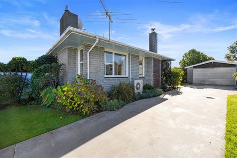 Photo of property in 16 Rosedale Place, Avonhead, Christchurch, 8042