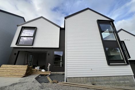 Photo of property in 35 Meadway, Sunnyhills, Auckland, 2010
