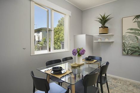 Photo of property in 25 Franklyn Street, Nelson South, Nelson, 7010