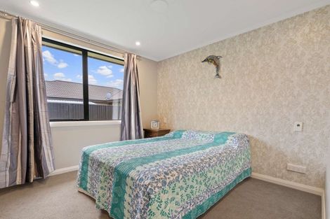 Photo of property in 98 Hoffman Court, Waikiwi, Invercargill, 9810