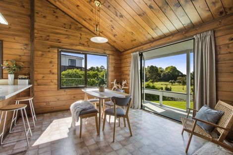 Photo of property in 59 Links View Drive, Omokoroa, 3114