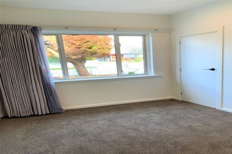 Photo of property in 26 Memorial Avenue, Ilam, Christchurch, 8053