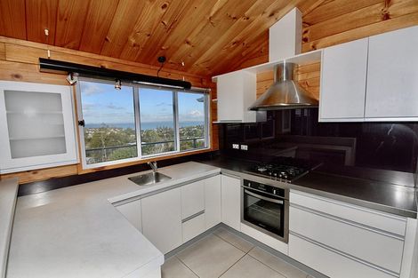 Photo of property in 2/20 Summit Drive, Torbay, Auckland, 0630