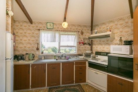 Photo of property in 1/4 Scott Street, Moturoa, New Plymouth, 4310