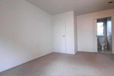 Photo of property in 4/32 Cranmer Square, Christchurch Central, Christchurch, 8013