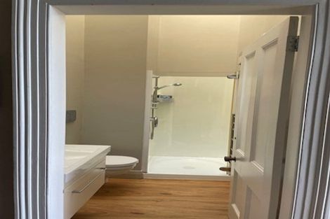 Photo of property in 8 Hadfield Terrace, Kelburn, Wellington, 6012