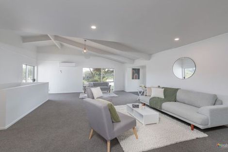 Photo of property in 60 Downes Street, Titahi Bay, Porirua, 5022