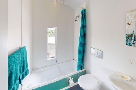 Photo of property in 30 Kent Avenue, Waitarere Beach, Levin, 5510