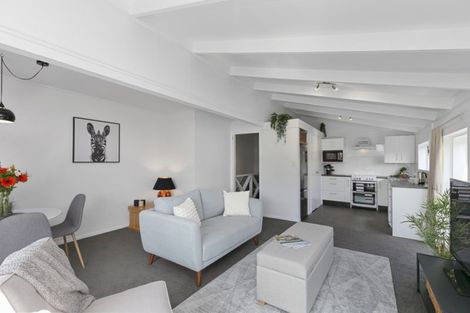 Photo of property in 33b Cambrian Street, Churton Park, Wellington, 6037